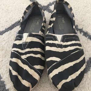 Toms women’s classic